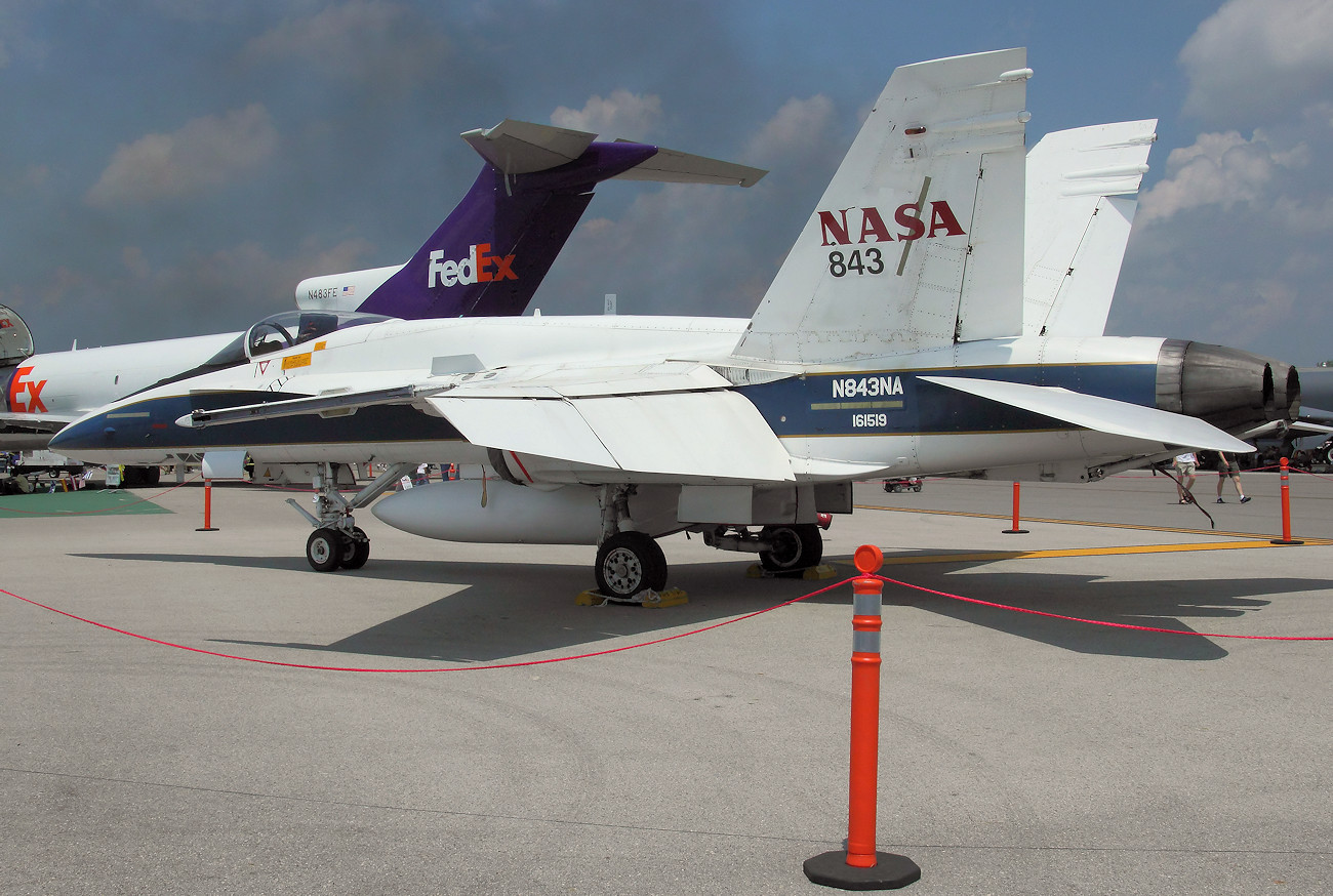 McDonnell Douglas FA-18 Hornet - NASA