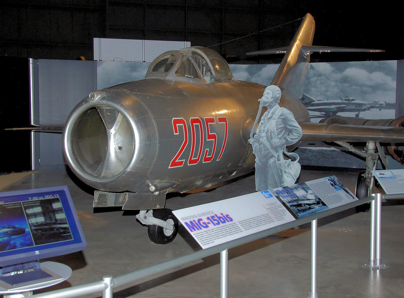MiG-15 - Ein abtrünniger nordkoreanischer Pilot flog das Flugzeug 1953 nach Südkorea