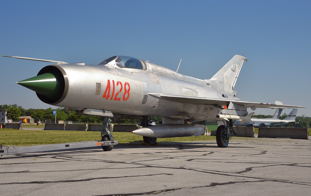 Mikoyan-Gurevich MiG-21PF - Düsenjäger