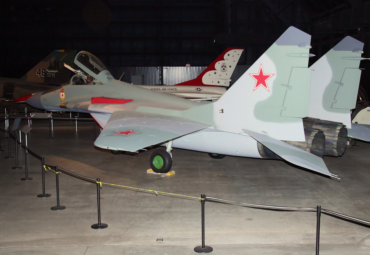 Mikoyan-Gurevich MiG-29A - UdSSR