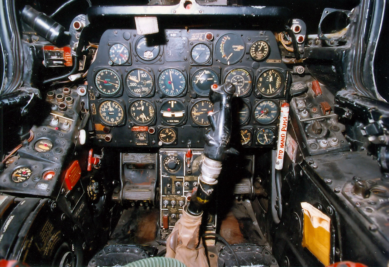 North American F-86A Sabre - Cockpit