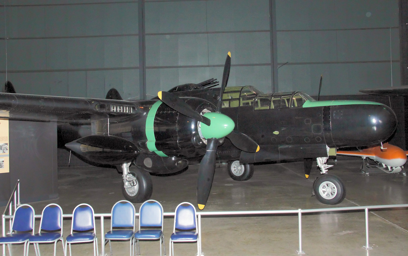 Northrop P-61 Black Widow - Jagdflugzeug