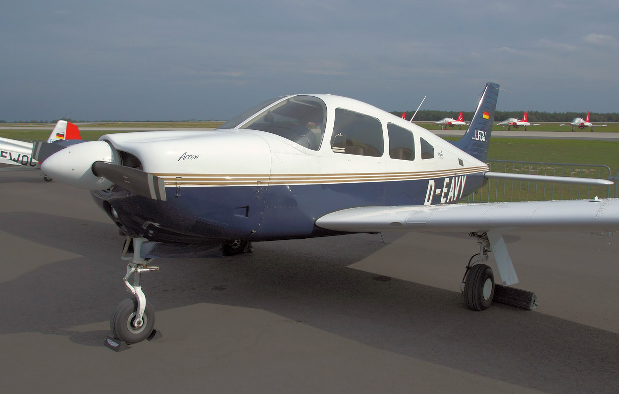 Piper Arrow III PA-28 - Geschäftsflugzeug