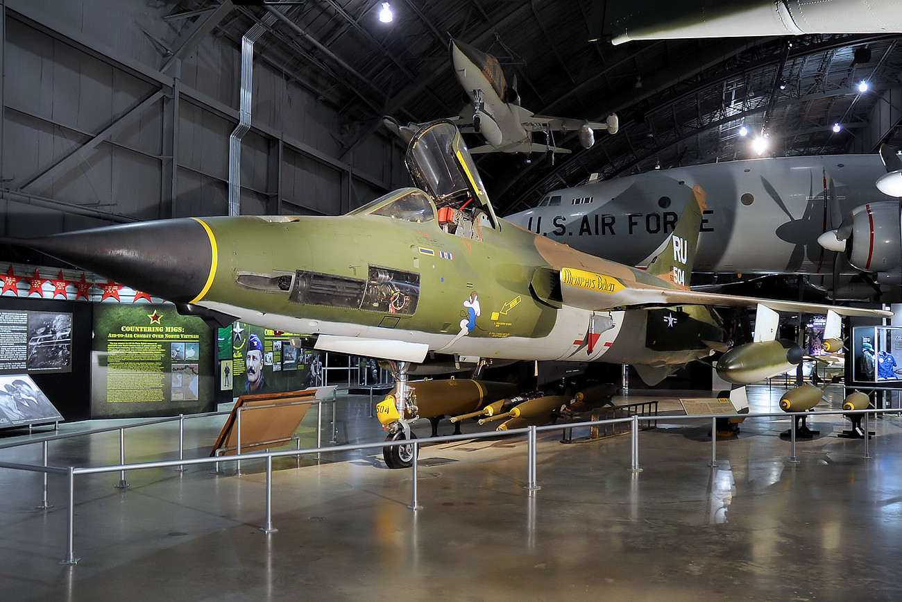 Republic F-105D Thunderchief - Überschall-Jagdbomber während des Vietnamkriegs