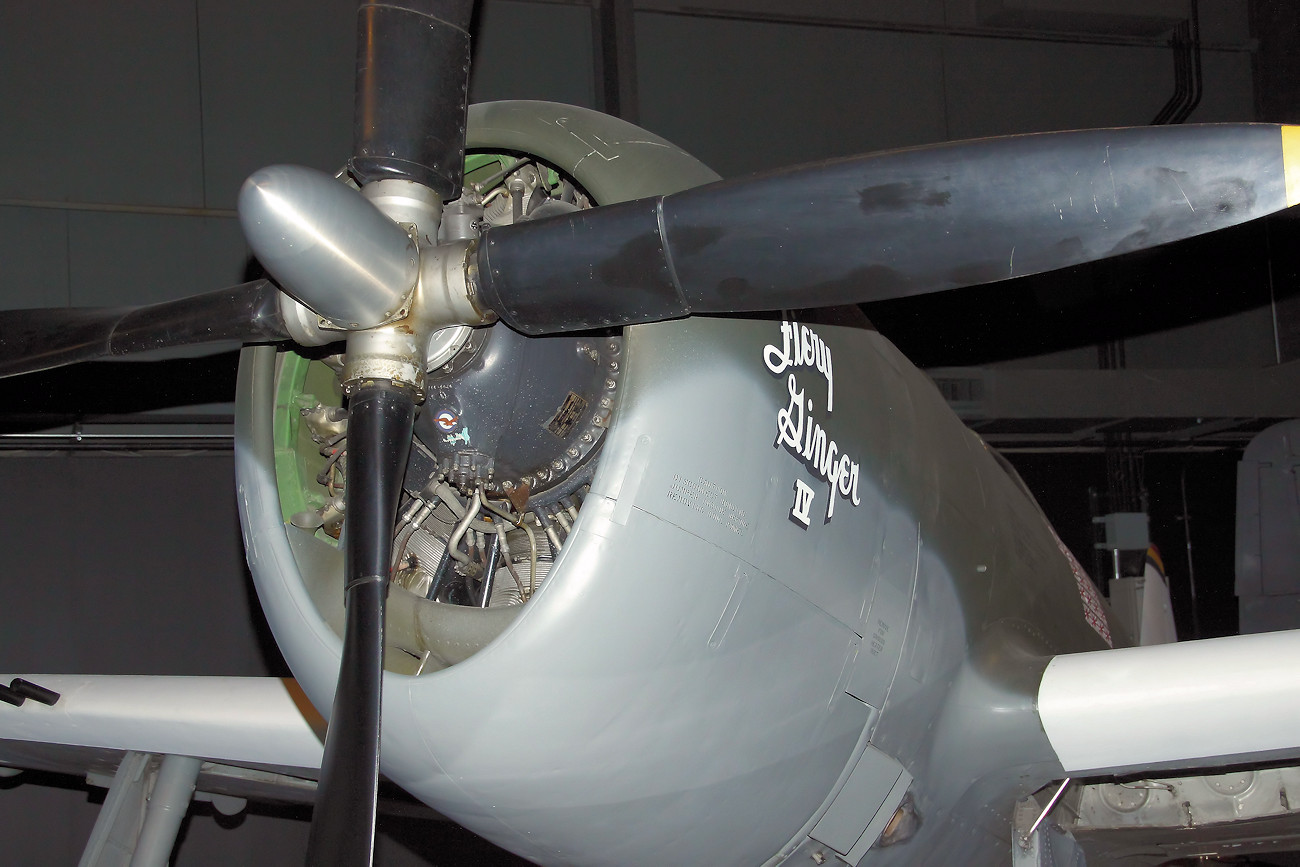 Republic P-47D Thunderbolt - Pratt & Whitney R-2800