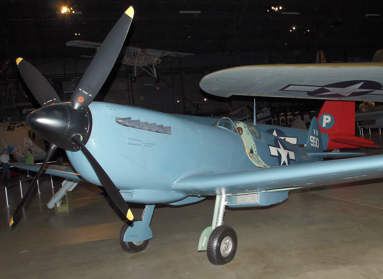 Supermarine Spitfire PR.XI - unbewaffnete Spitfire zur fotografischen Aufklärung bei gefährlichen Missionen