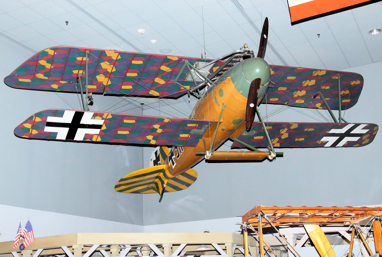 Albatros D.V - Jagdflugzeug