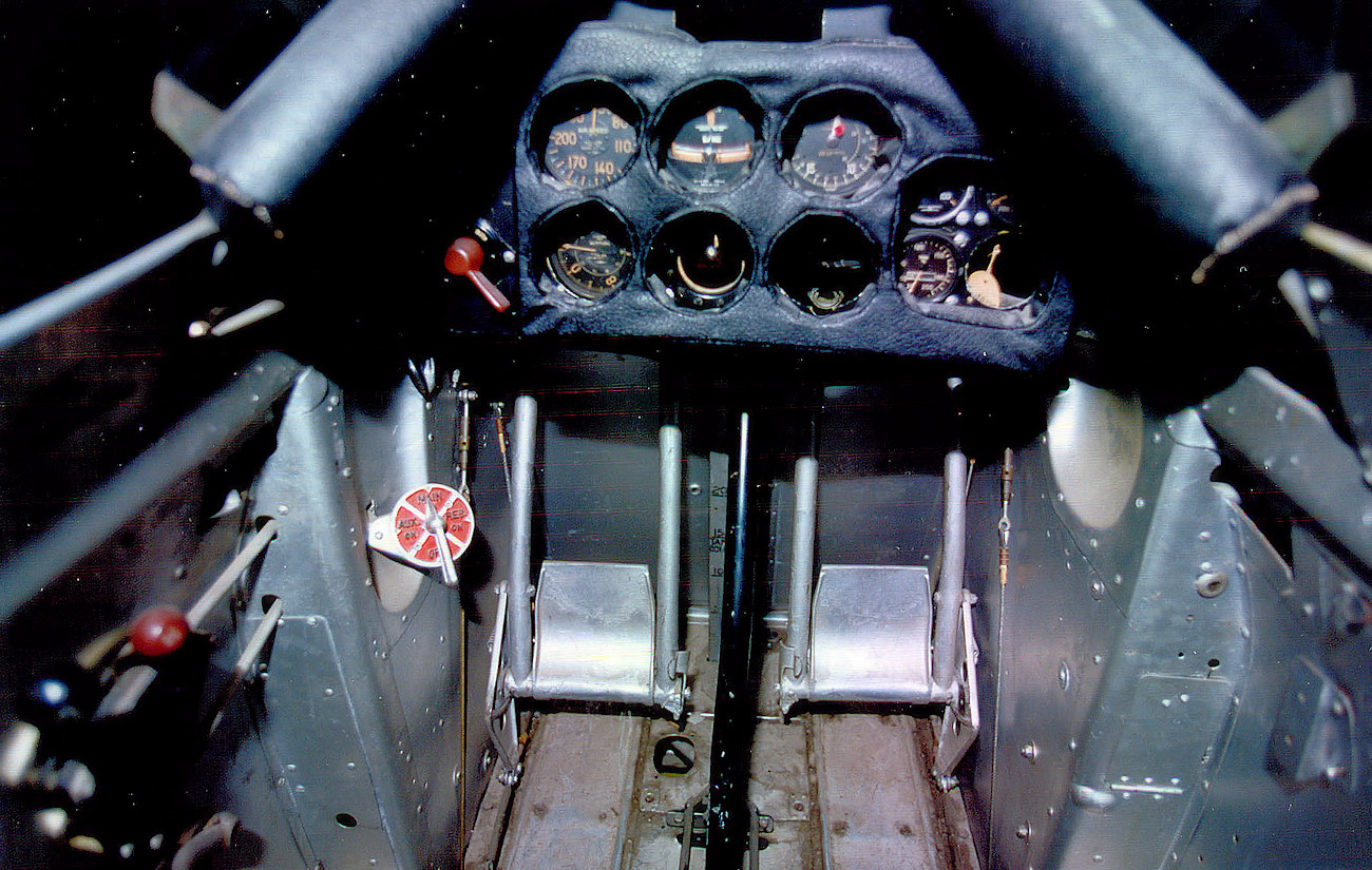 Boeing P-12E - Cockpit
