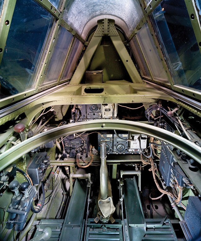 Douglas SBD Dauntless - Cockpit