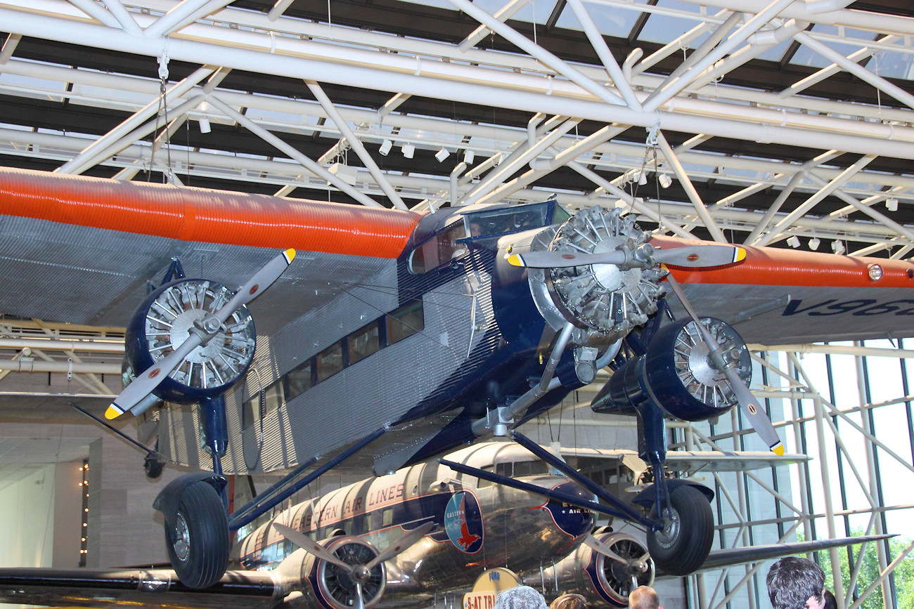 Ford 5-AT Tri-Motor Passagierflugzeug