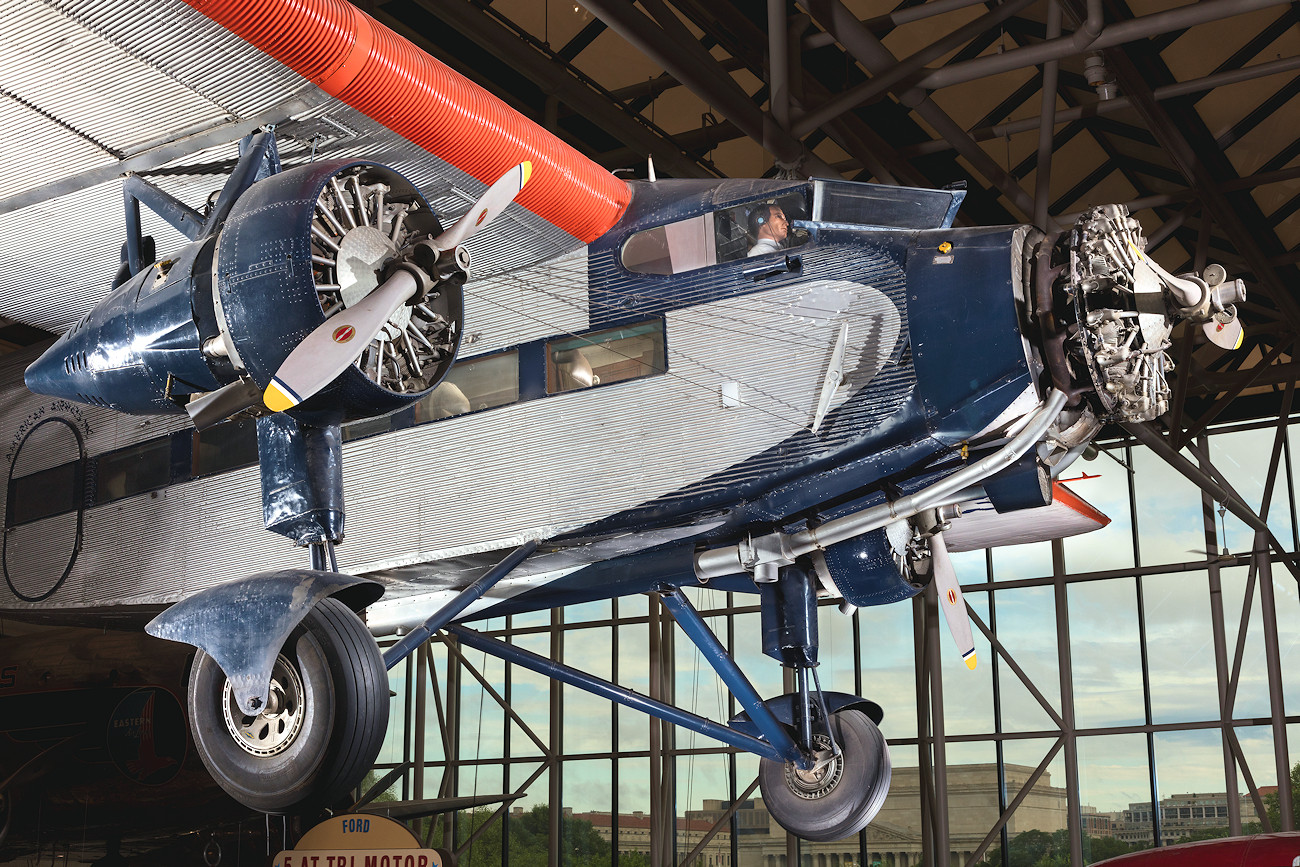 Ford 5-AT Tri-Motor - Cockpitansicht