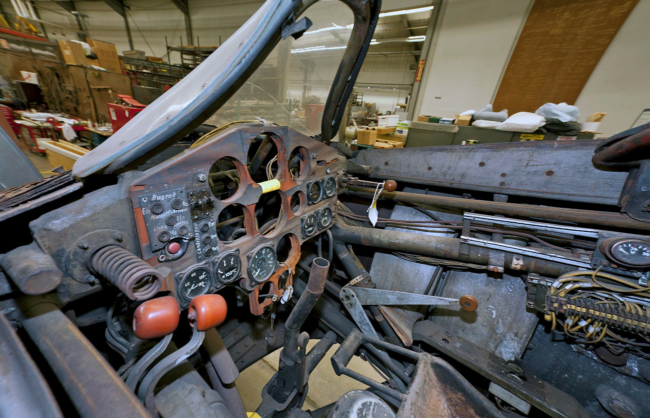 Horten H IX - Cockpit