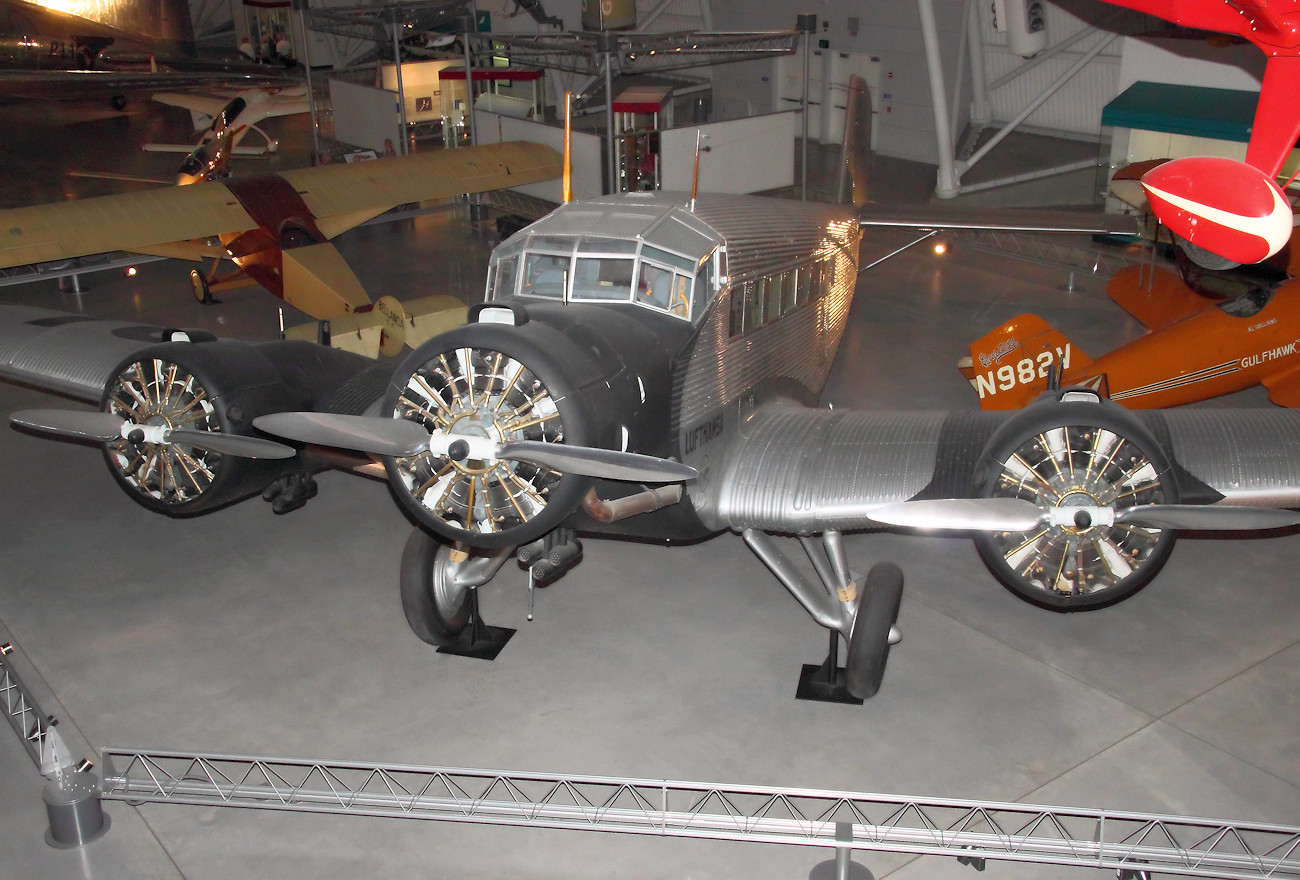 Junkers Ju 52 - CASA 352