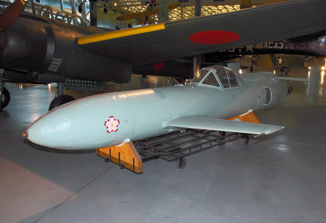 Kugisho MXY-7 Ohka Model 22 strahlgetriebene Version des Kamikaze-Flugzeugs