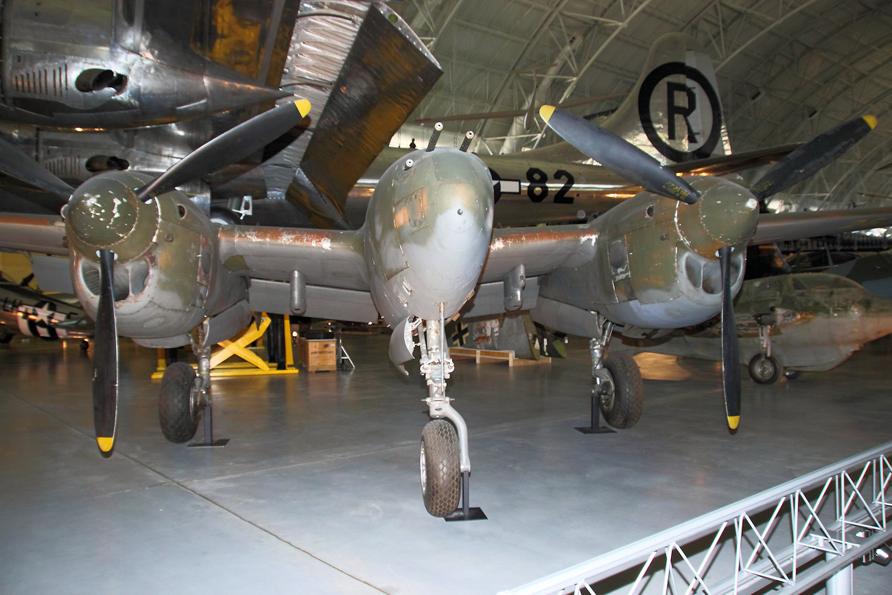 Lockheed P-38J Lightning Abfangjäger