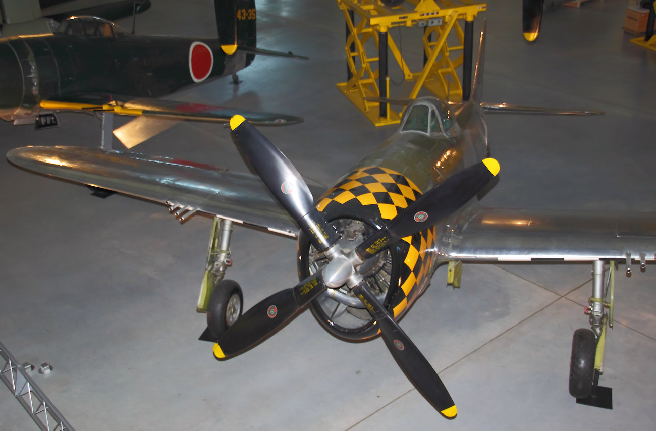 Republic P-47D Thunderbolt - Bugansicht