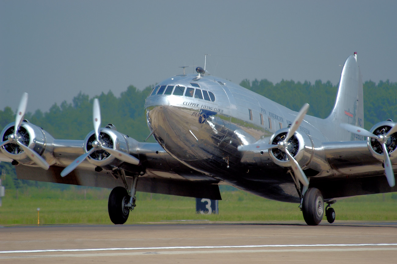 Boeing 307 Stratoliner - Air and Space