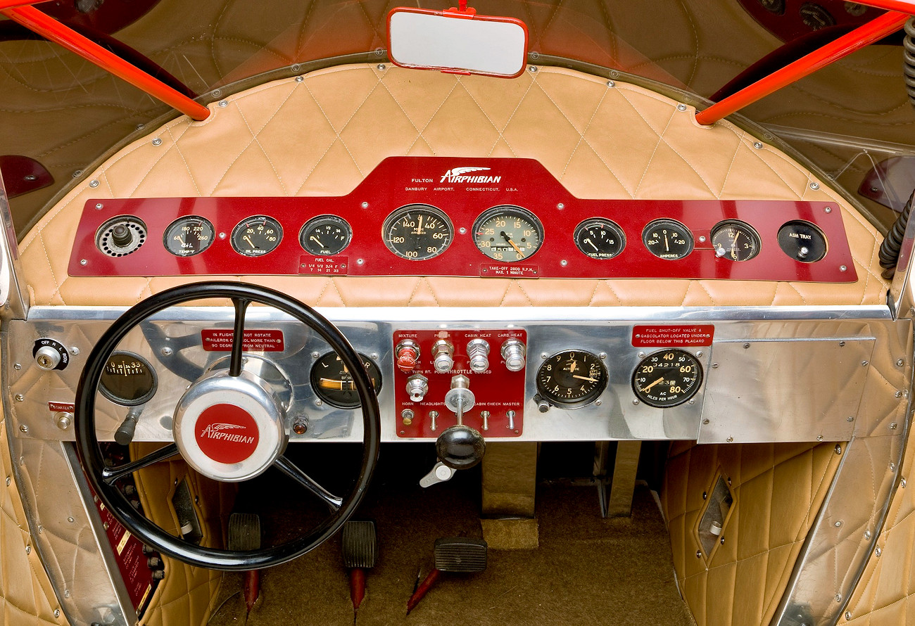 Fulton Airphibian FA-3-101 - Cockpit