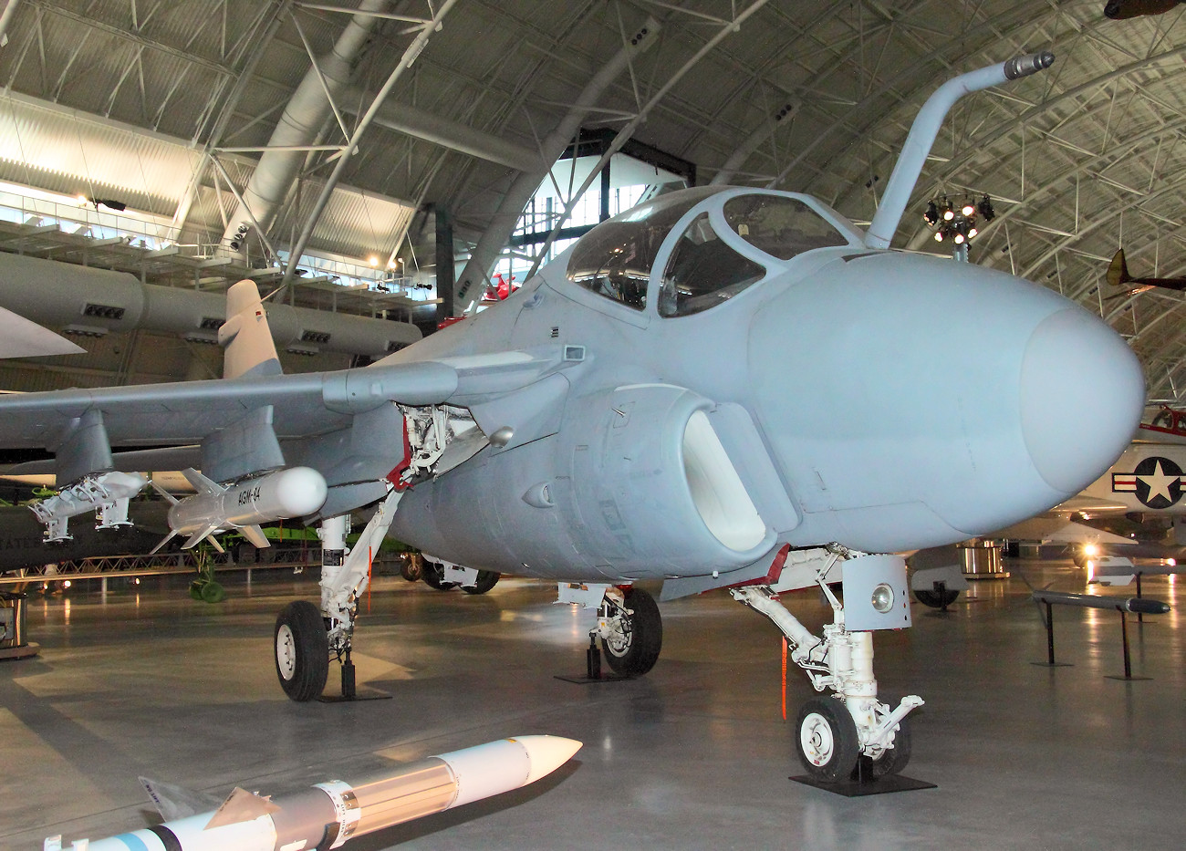 Grumman A-6E Intruder - Angriffsflugzeug