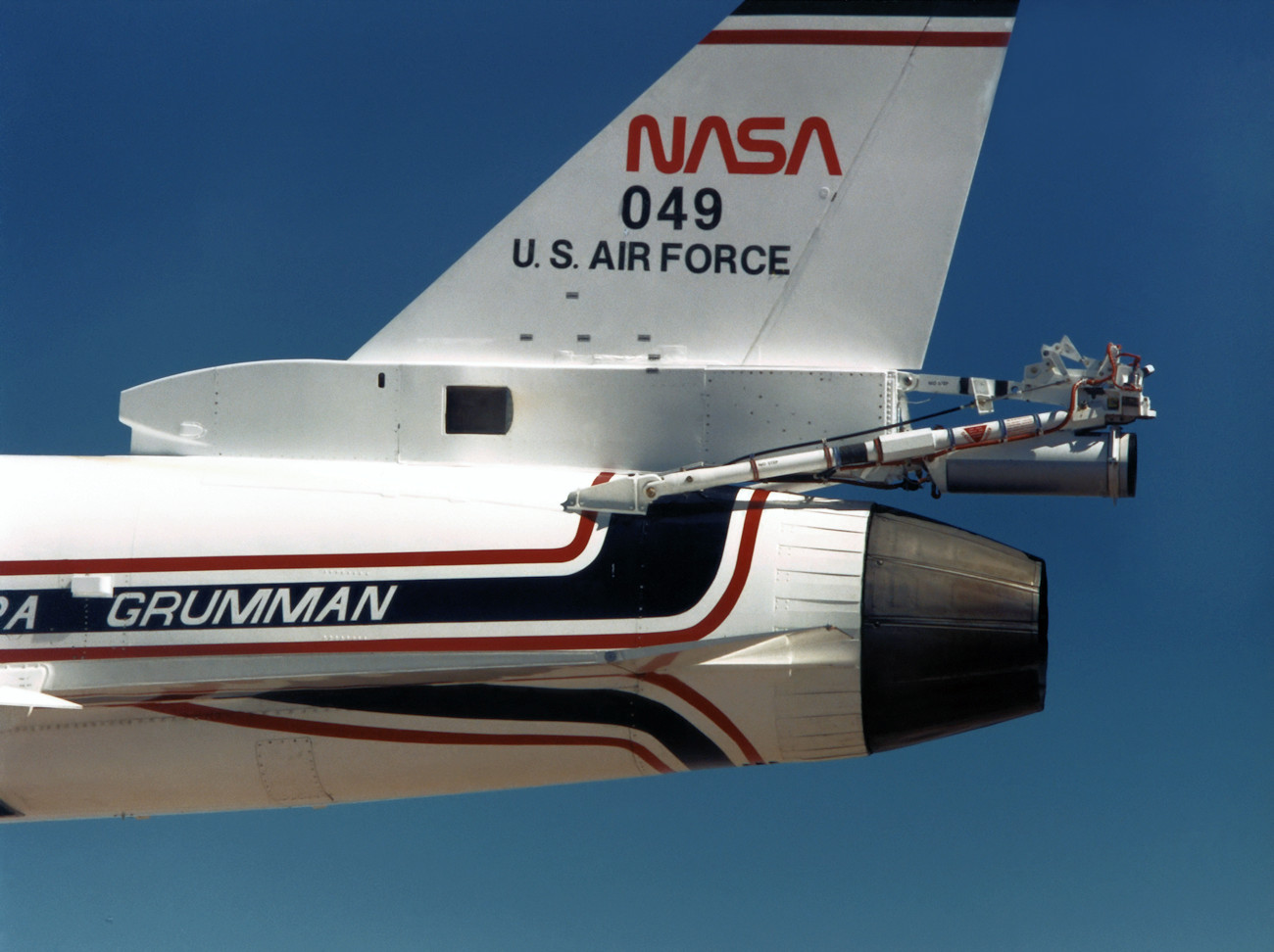 Grumman X-29 - Leitwerk