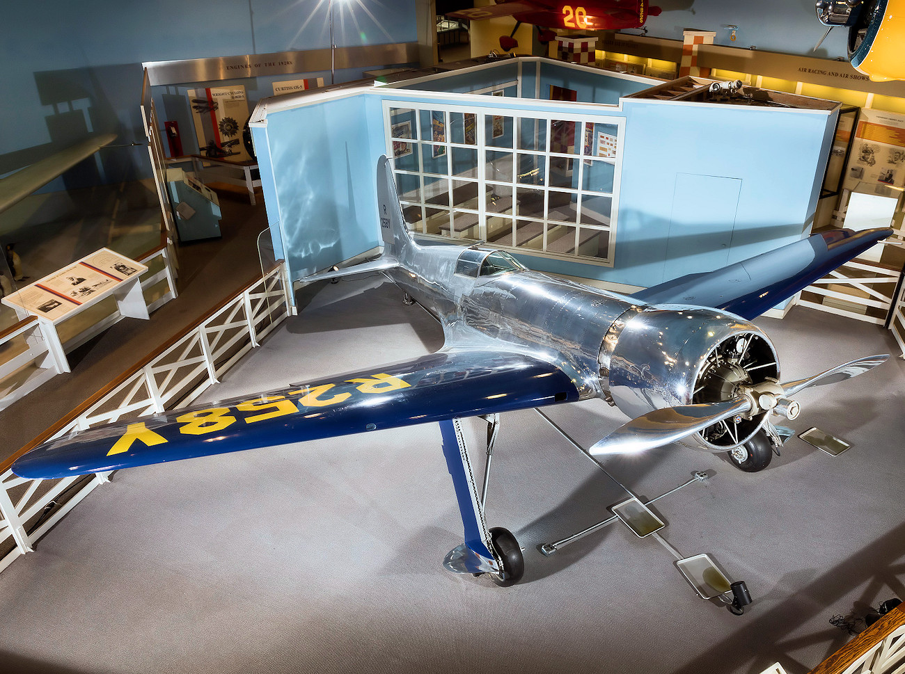 Hughes H-1 Racer - Das Rennflugzeug stellte mit 567 km/h 1935 den Weltrekord auf