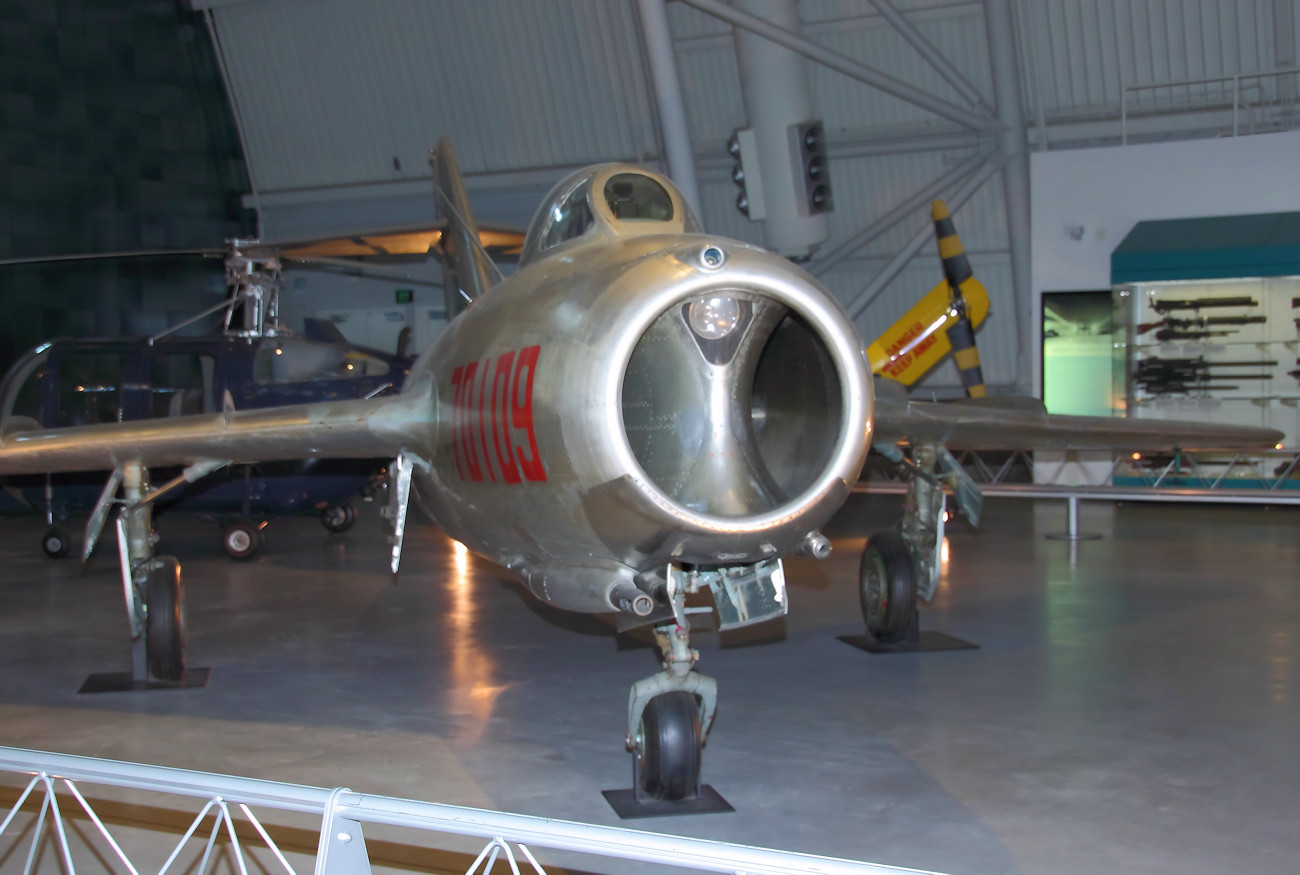 Mikoyan-Gurevich - MiG-15