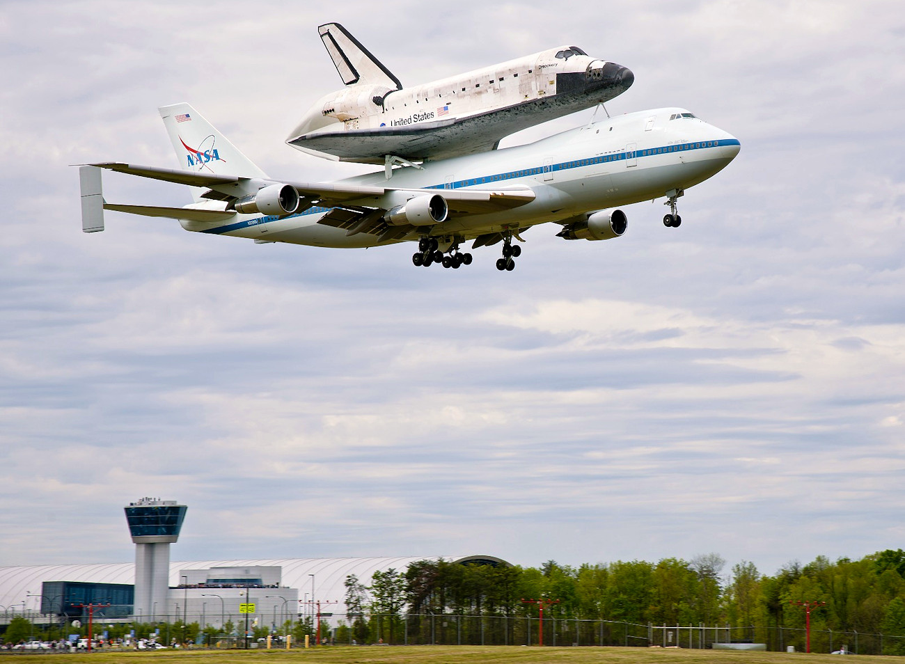 Space Shuttle Discovery - Flug zum Museum