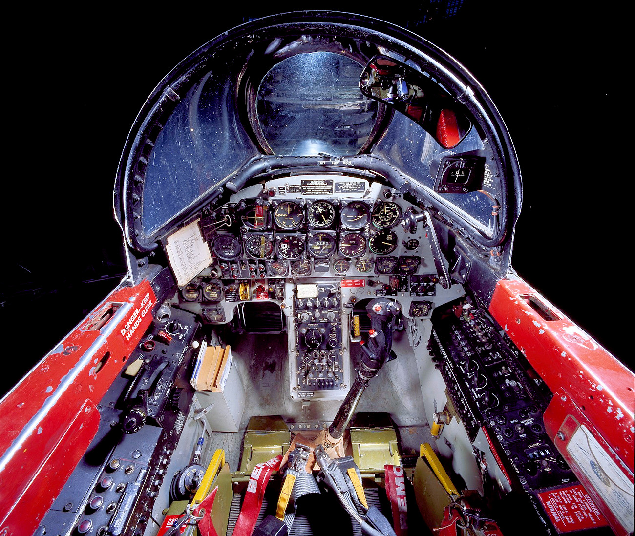 Lockheed T-33A Shooting Star - Cockpit