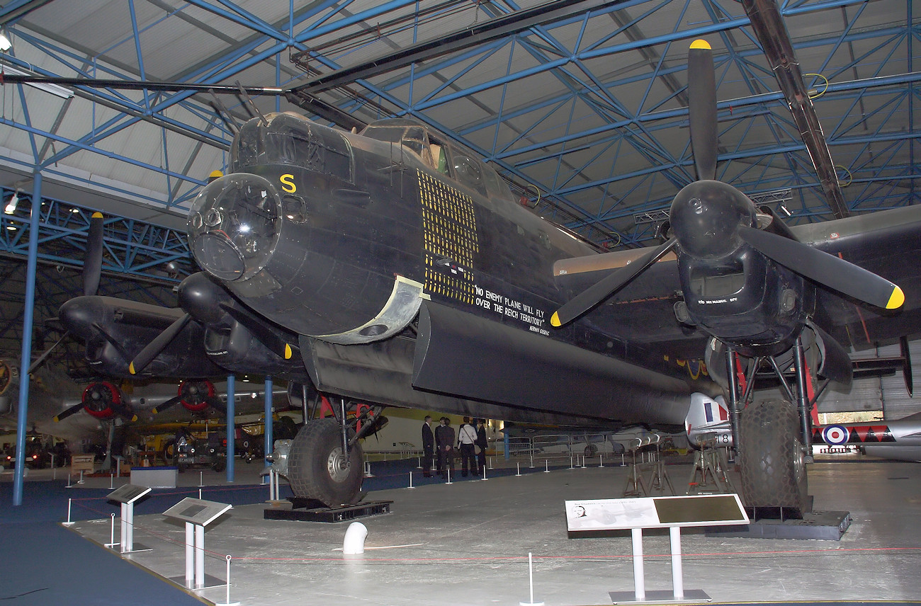 Avro 683 Lancaster - Bomber