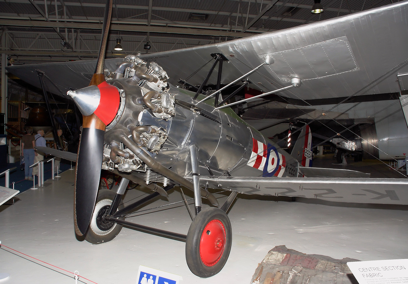 Bristol 105 Bulldog - Kampfflugzeug