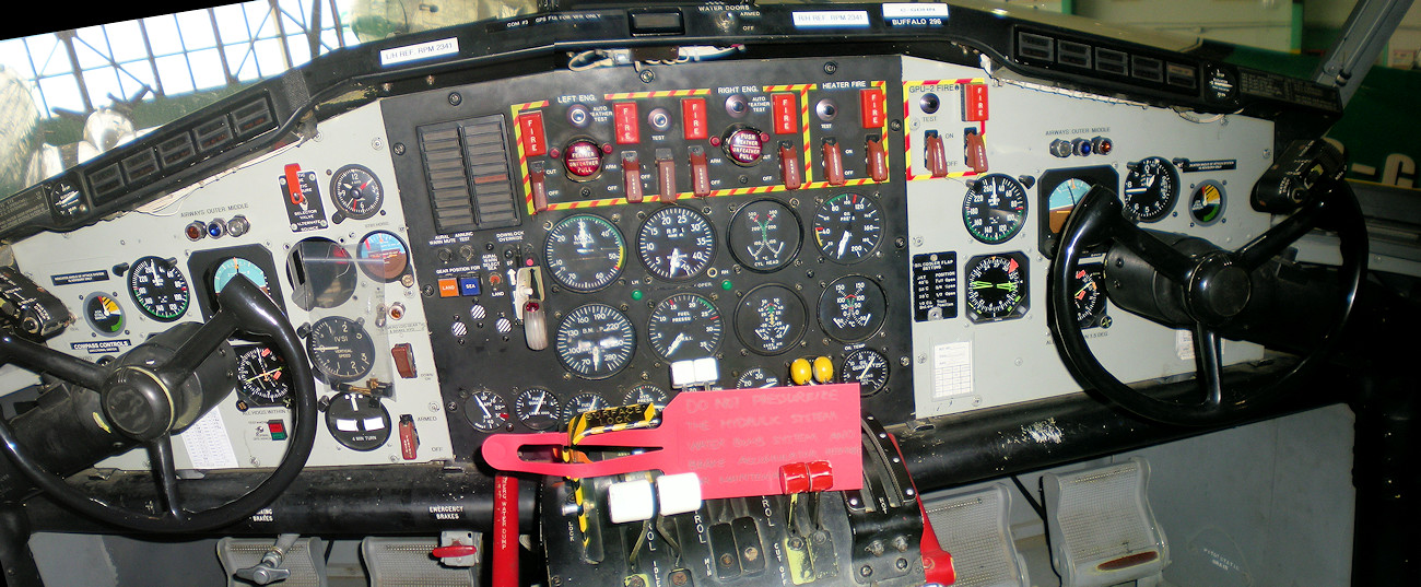 Canadair CL-215 - Cockpit