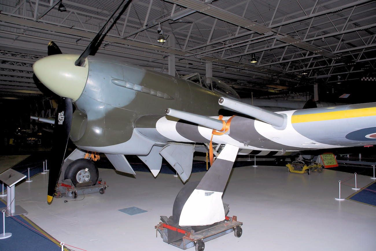 Hawker Typhoon IB - englischer Jagdbomber im Zweiten Weltkrieg