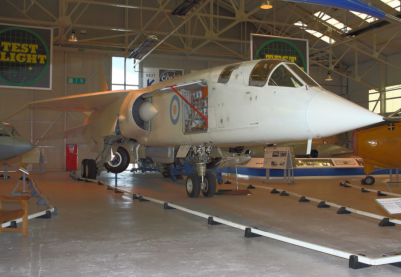 BAC TSR-2 - RAF Cosford