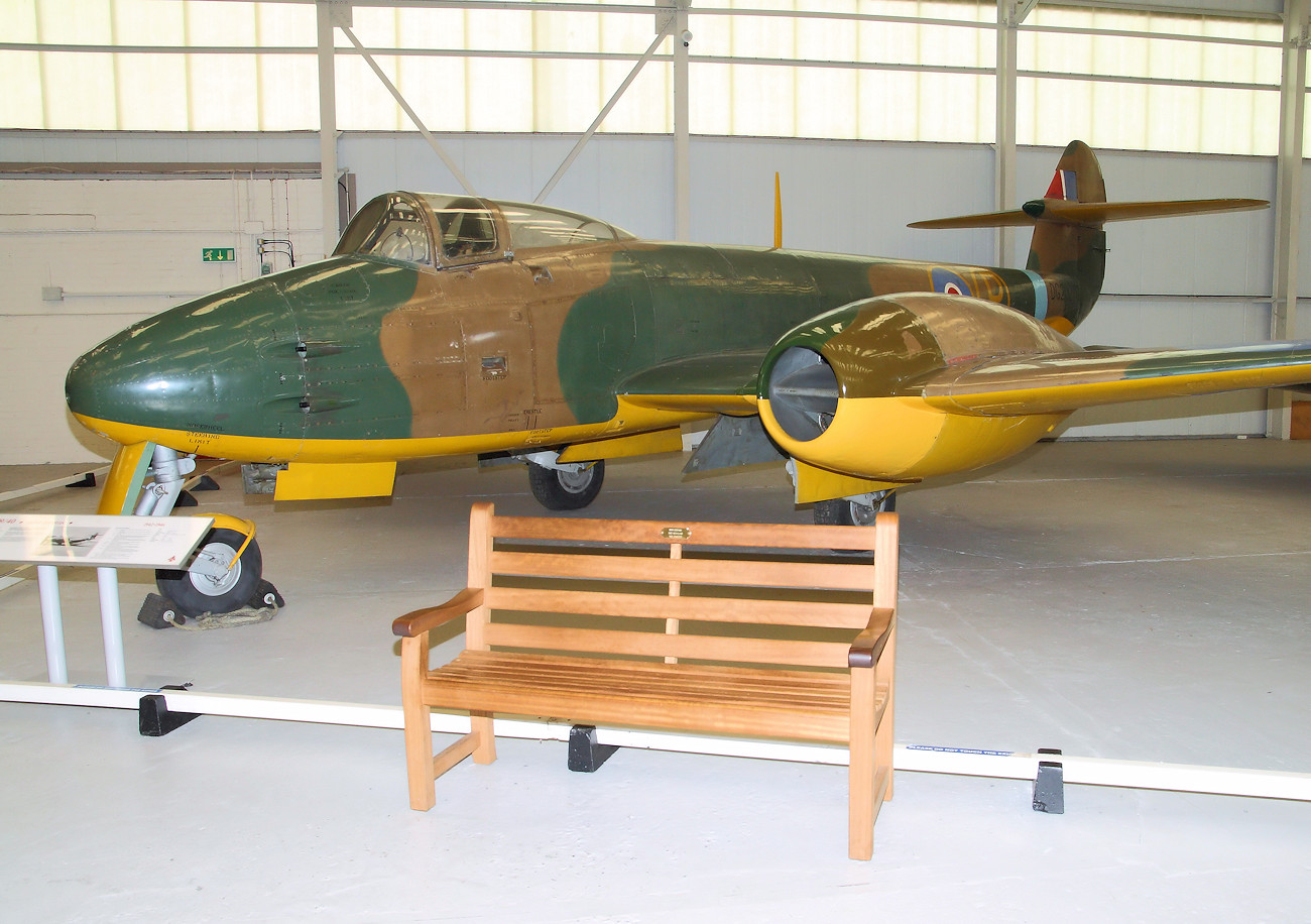 Gloster F9/40 - Vorläufer der Gloster Meteor