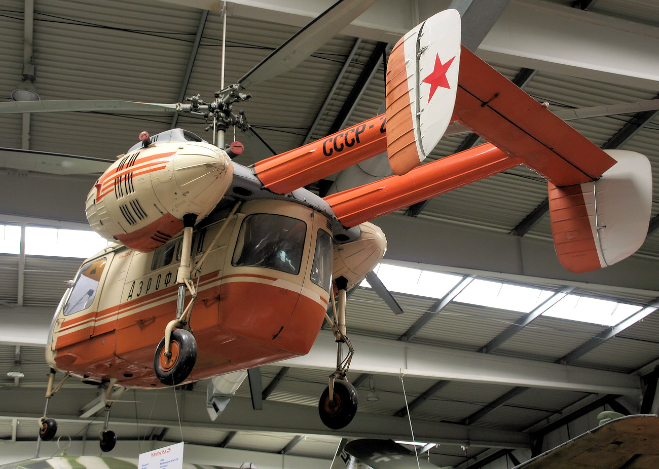 Kamow Ka-26 Hubschrauber mit Doppelrotor