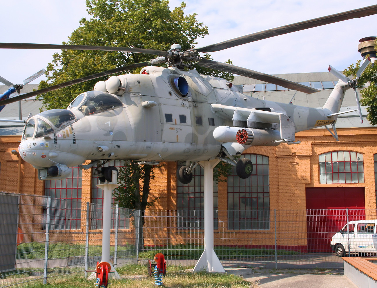 Mil Mi-24 D - Kampfhubschrauber der UdSSR
