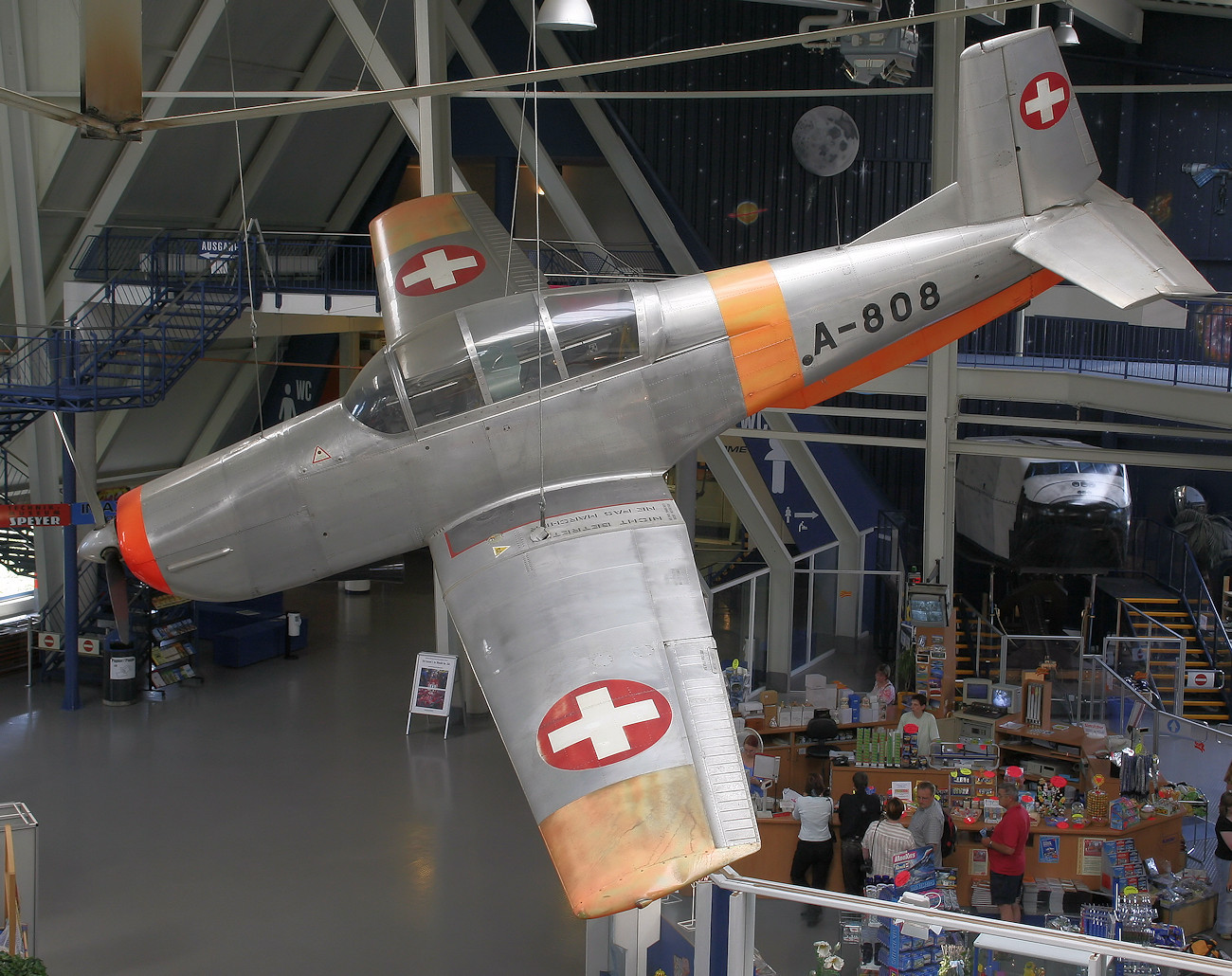 Pilatus P3 - Schulflugzeug in Ganzmetallbauweise