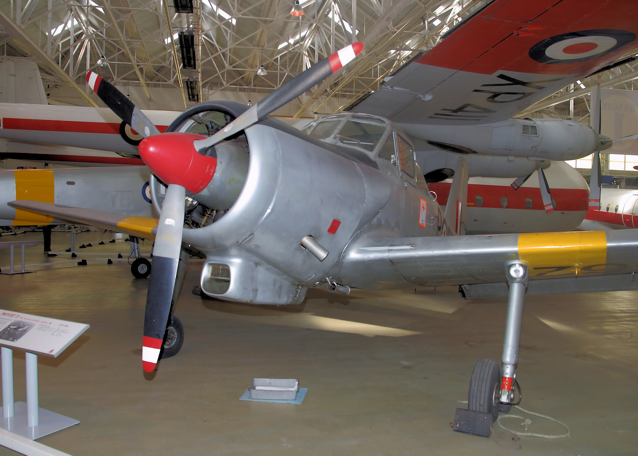 Hunting Percival Provost T1 - das letzte kolbengetriebene Schulflugzeug der RAF