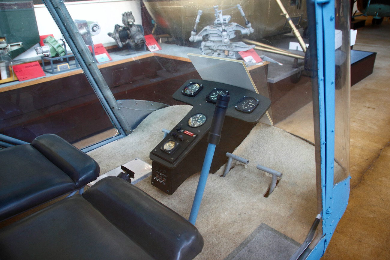 Siemetzki ASRO-4 - Cockpit